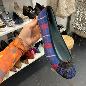 Sz 37 and 40 NIB $240 Meher KaKalia flats